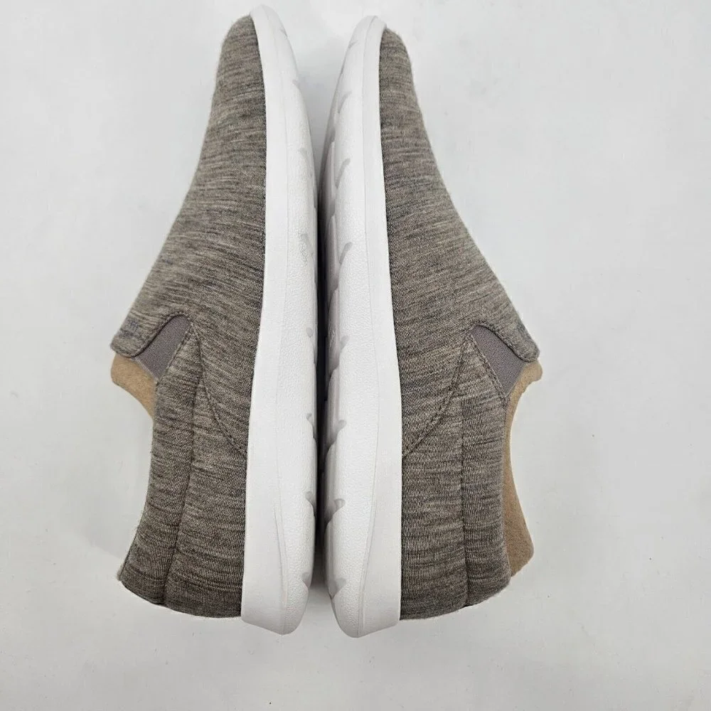 New Merinos Slip On Shoes Womens 11 Sand Beige White Loafers